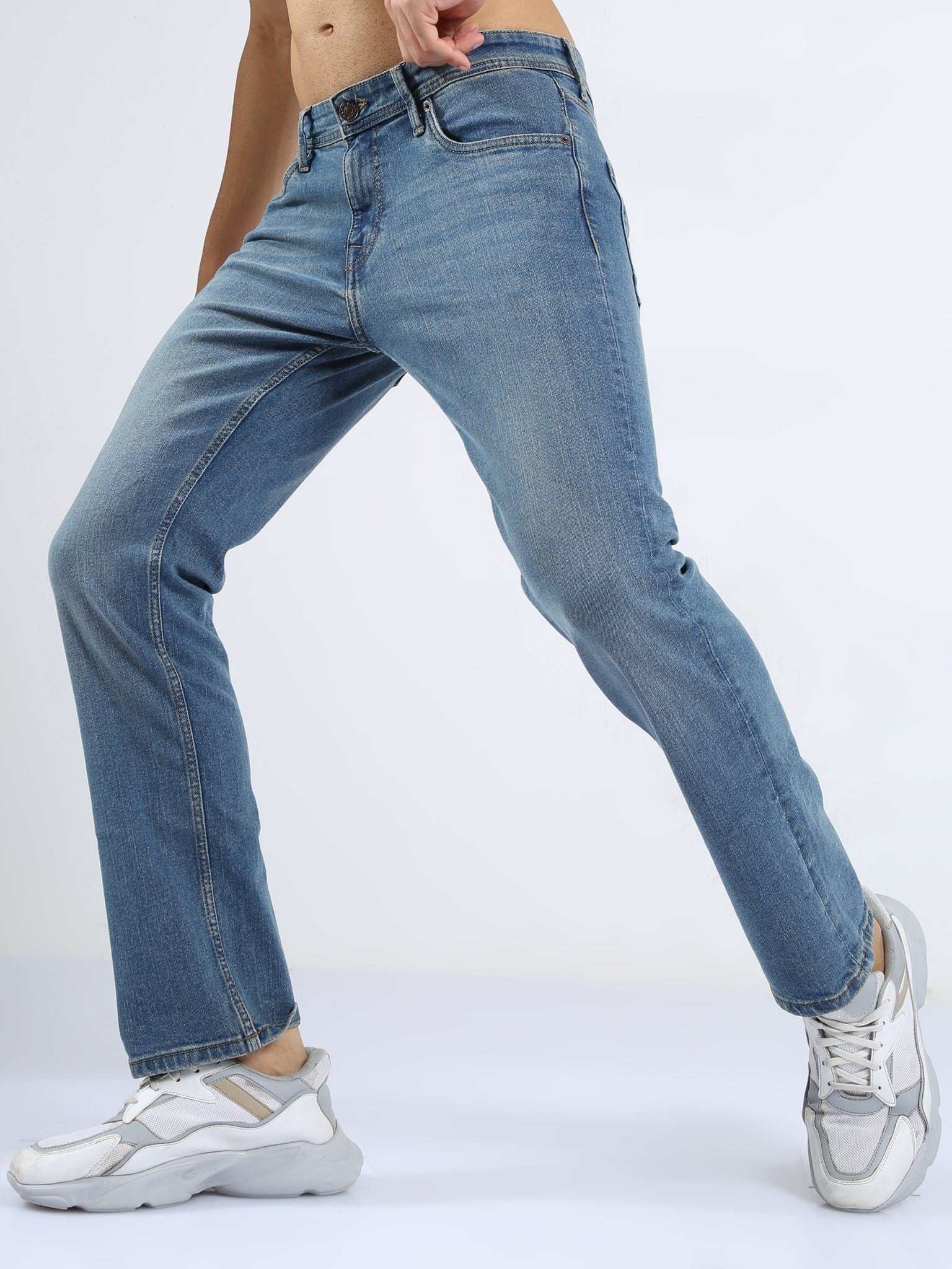 Xander Desert Blue Loose Jeans for Men