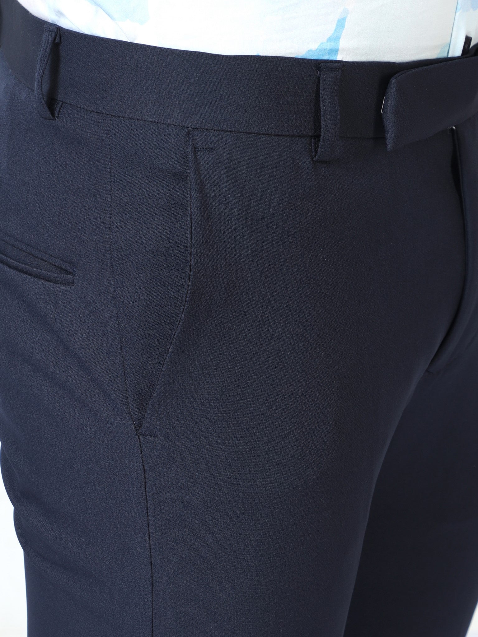 Slack Navy Trouser
