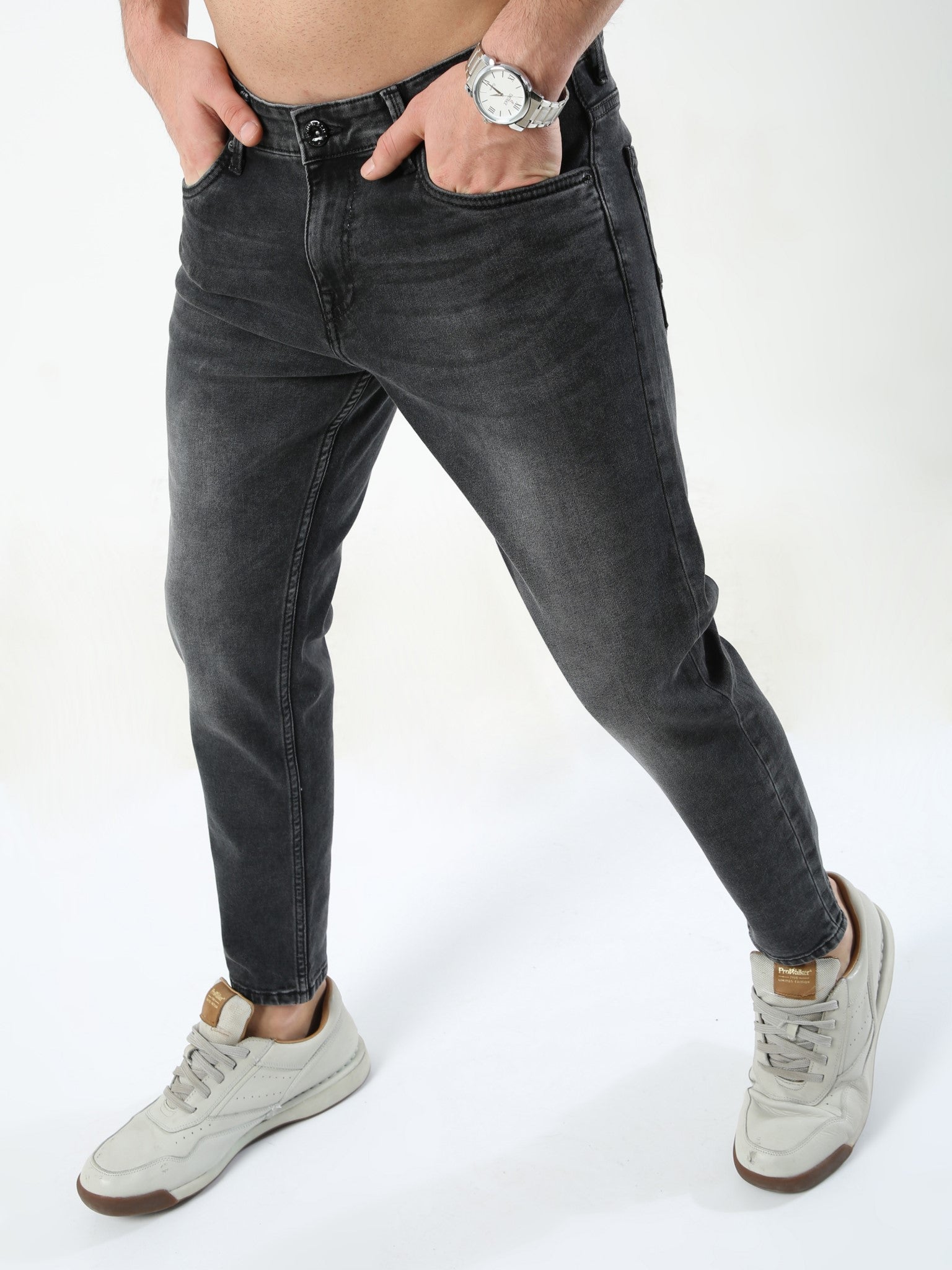 Erie Black Skinny Jeans